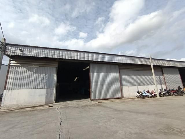 ให้เช่าโกดังพร้อมออฟฟิศ 1000 ตรม. บางนา-ตราด กม. 5