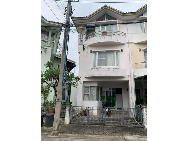 ให้เช่าทาวน์โฮมรัชดา 32 หมู่บ้านศุภาลัย วิลล์