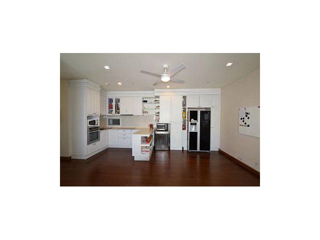 อพาร์เมนต์หรู ให้เช่า ทำเล ทองหล่อ 4 ห้องนอน 4 ห้องน้ำ