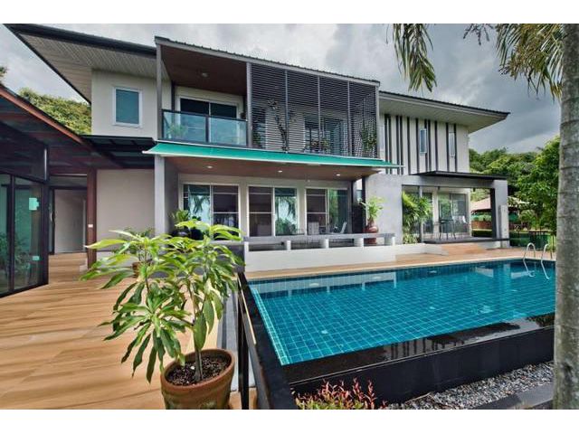 ขายบ้าน Pool Villa Ocean View Village, Bangsaray 2 ชั้น หมู่บ้านโอเชี่ยนวิว บางเสร่ อยู่เนินเขามองเห็นวิวทะเล ขนาด 2-1-75 ไร่ 2 ห้องนอน 4 ห้องน้ำ ตกแต