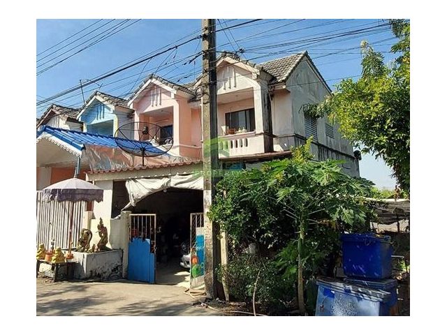 หมู่บ้านธารทอง2 วัดลาดปลาดุก ขายด่วน ทาวน์เฮ้าส์ 2 ชั้น เนื้อที่ 19 ตร.ว ทำเลดี ราคาต่อรองได้