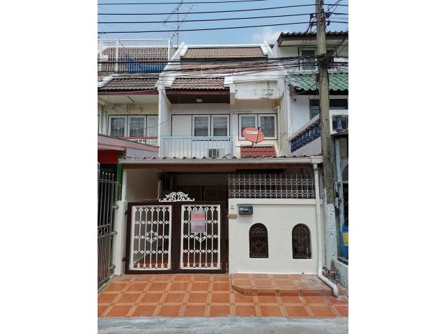 รหัสทรัพย์ P6005 ให้เช่าทาวน์เฮ้าส์3ชั้น หลังโรงหนังงามวงศ์วาน ใกล้แยกพงษ์เพชร  ซ.งามวงศ์วาน 32