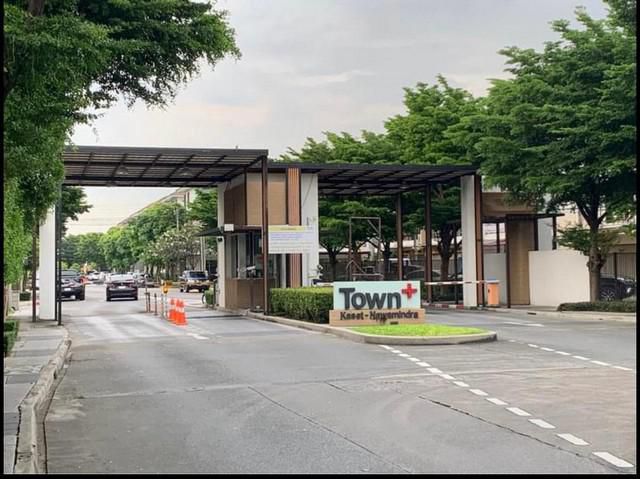 ปล่อยเช่าทาวน์โฮม 3 ชั้น หมู่บ้าน town plus
