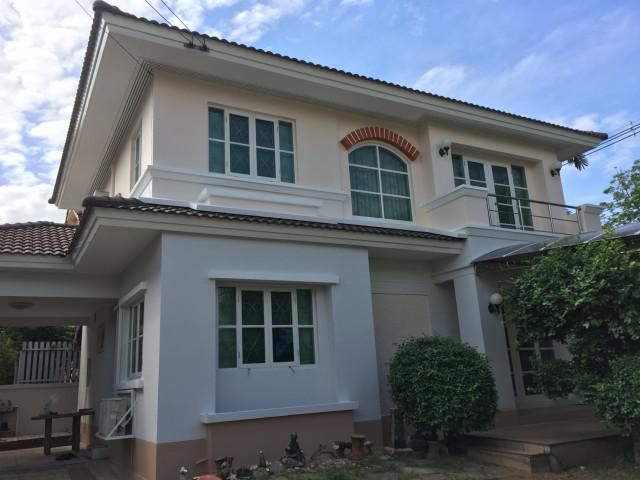 ให้เช่าบ้านเดี่ยว2ชั้น 3ห้องนอน หมู่บ้านมัณฑนา รังสิตคลอง 2 (ติดถนนใหญ่) เดินทางสะดวก พร้อมเฟอร์