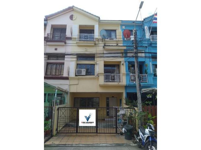 รหัสทรัพย์ P6051 ให้เช่าทาวน์โฮม 3 ชั้น บ้านกลางเมือง 1 ซอยสถานทูตลาว สหการประมูล วังทองหลาง