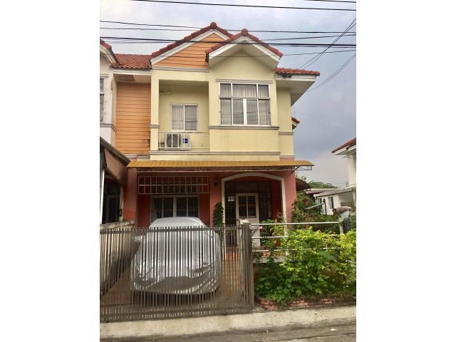 ให้เช่าบ้านทาวน์เฮาส์ 2 ชั้นบ้านหลังริม หมู่บ้านสวนจันทร์ฉาย สุขาภิบาล5 ซอย 32 ออเงิน, สายไหม