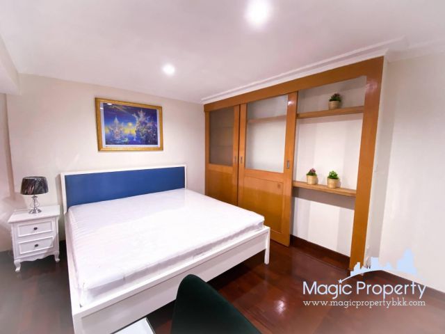 ให้เช่าทาวน์เฮ้าส์ ใน สุขุมวิท ซอย 4, แขวงคลองเตย เขตคลองเตย กทม.