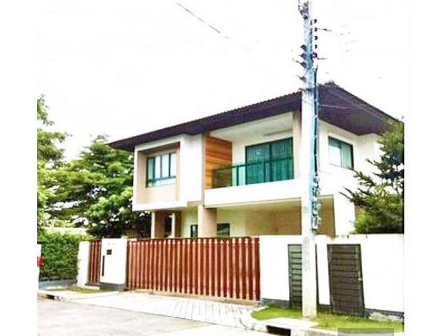 PNN ขาย บ้านเดี่ยว บุราสิริสายไหม หลังมุม ติดถนนใหญ่ ตรงข้าม ปตท แหล่งช๊อปปิ้ง เดินทางสะดวก หาของกินง่าย ใกล้โรงพยาบาลสิ