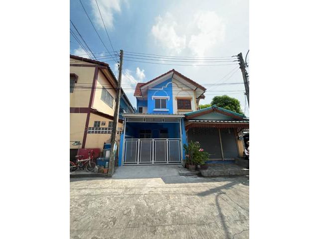 ทาวน์เฮ้าส์ 16 ตรว. หมู่บ้านสวนทองวิลล่า 8