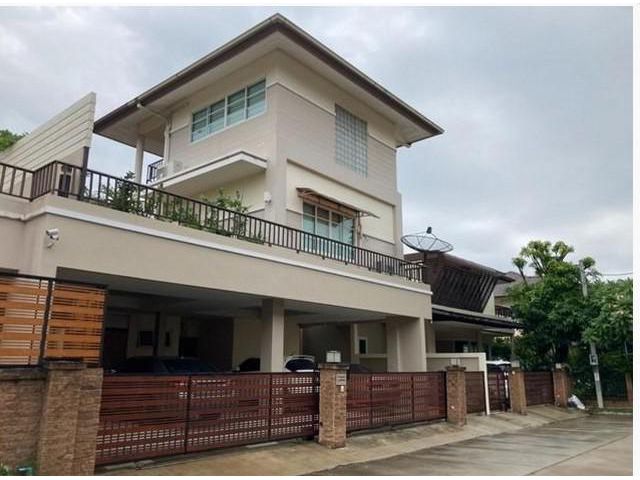 ขายบ้านเดี่ยว3ชั้น บ้านเลอ นครินทร์ ศรีนครินทร์