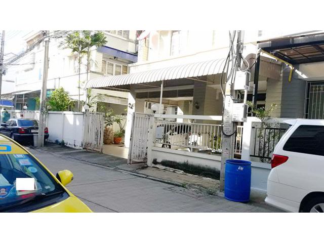 ถ.กาญจนาMRTบางใหญ่ เฟอร์ครบ3ชั้น 6นอน  วัดพระเงิน