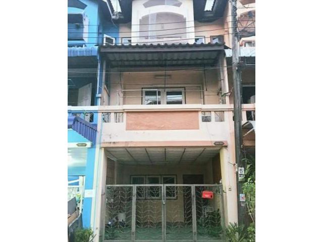 ให้เช่าทาวน์โฮม3ชั้น เพชรเกษม41 หมู่บ้านแคทลียา