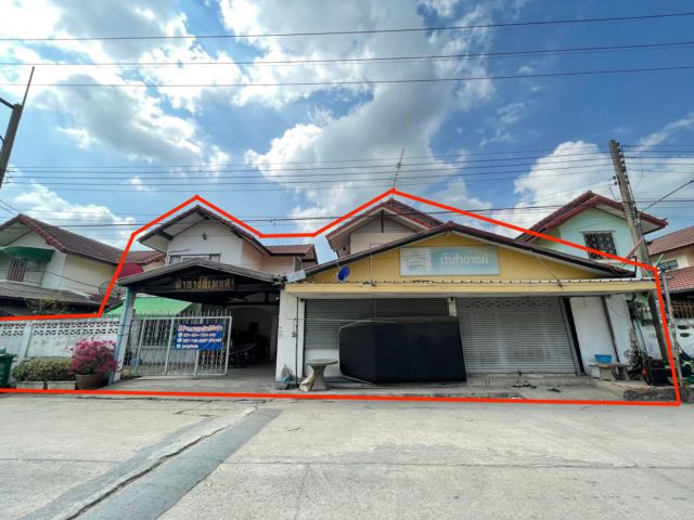 ขาย บ้านเดี่ยว2หลังพร้อมอพาร์ทเมนท์ หมู่บ้านสองฝั่งคลอง ขนาด 108 ตร.วา ลาดหลุมแก้ว ปทุมธานี