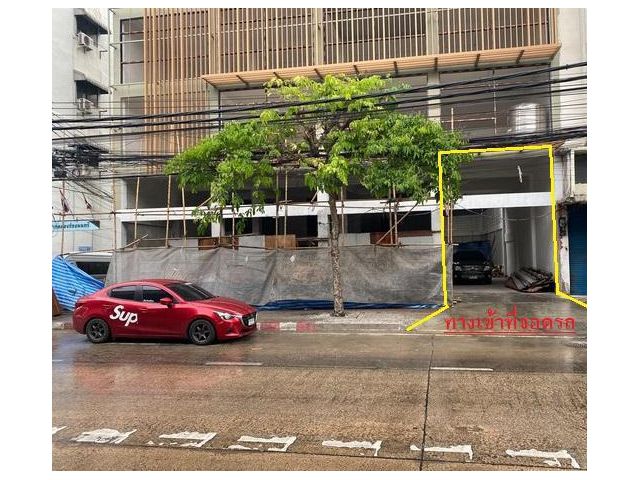 ให้เช่าอาคารพาณิชย์ 4 คูหา 4 ชั้น รีโนเวทใหม่ ติดริมถนนพระราม3 มีที่จอดรถด้านหลังตึก ใกล้ทางด่วน เหมอะทำออฟฟีศ