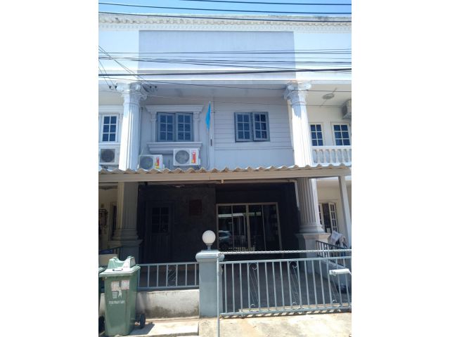 5413 ให้เช่าทาวน์เฮ้าส์  ใกล้รามคำแหง2 สวนหลวง ร.9