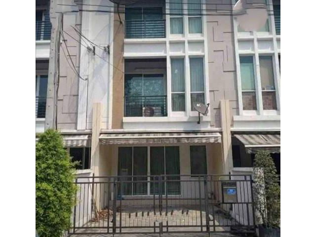 HR0960 เช่าทาวน์เฮ้าส์ หมู่บ้านกลางเมือง s-sense ศรีนครินทร์