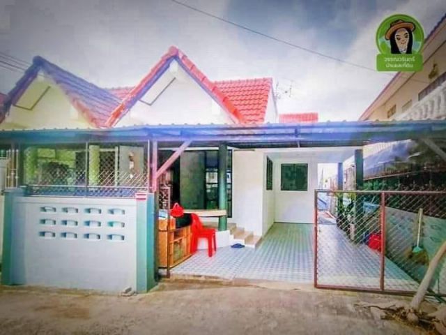 สนใจแบบขายหรือเช่าก็ได้  บ้านใกล้สนามบินอุบลฯ