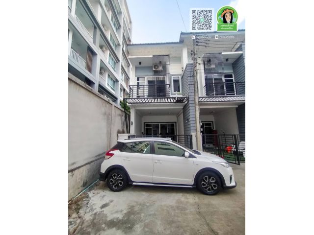 ทาวน์โฮมติดคอนโดกัลปพฤกษ์