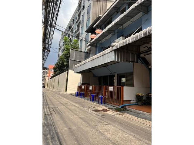 ขายทาวน์เฮ้าส์ 2 คู่หา ถนนราชวิถีซอย7