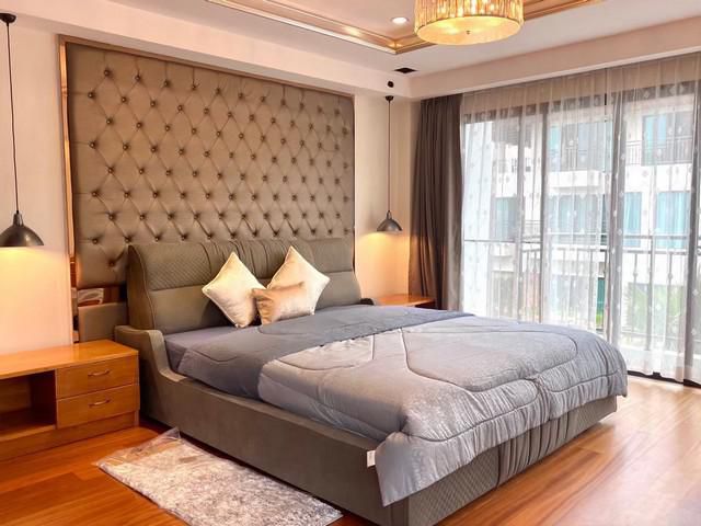 for rentบ้านหรูสวยมาก  6 bedrooms ย่านพระราม9