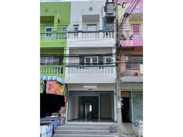 BS342 ขายตึกแถว 3ชั้น 3ห้องนอน 3ห้องน้ำ