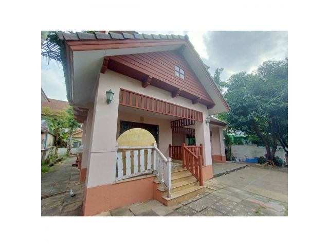 บ้านเดี่ยวโครงการหมู่บ้านวรารมย์บางบอน