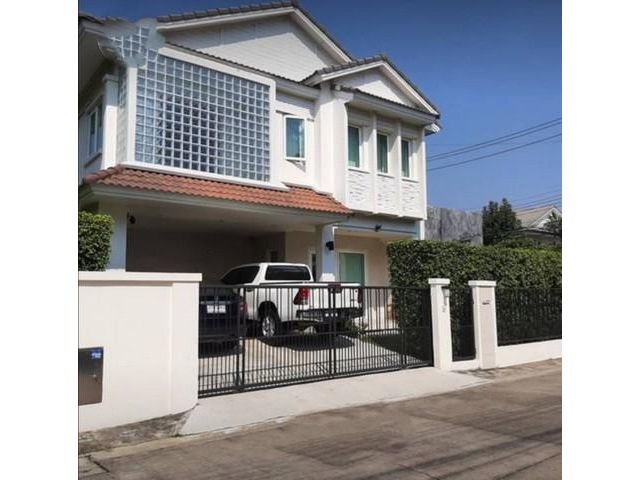 ขายบ้านเดี่ยวหลังมุมม.มัณฑนา บางนา กม.13