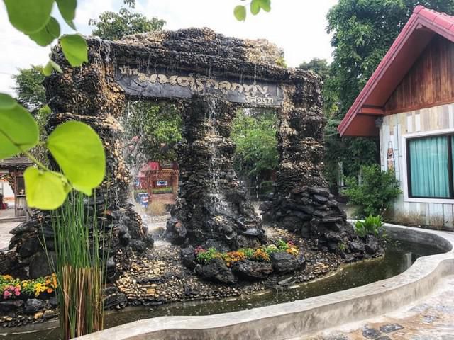 ขายบ้าน+ที่ดินแปลงงาม  :   สุพรรณบุรี