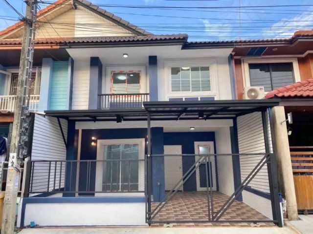 ขายทาวน์เฮ้าส์ 2 ชั้นหันทิศใต้ #หมู่บ้านพฤกษา10 ตกแต่งใหม่ทั้งหลัง บ้านสวยราคาถูก ติดถนนบางกรวย-ไทรน้อย ใกล้สถานีรถไฟฟ้า