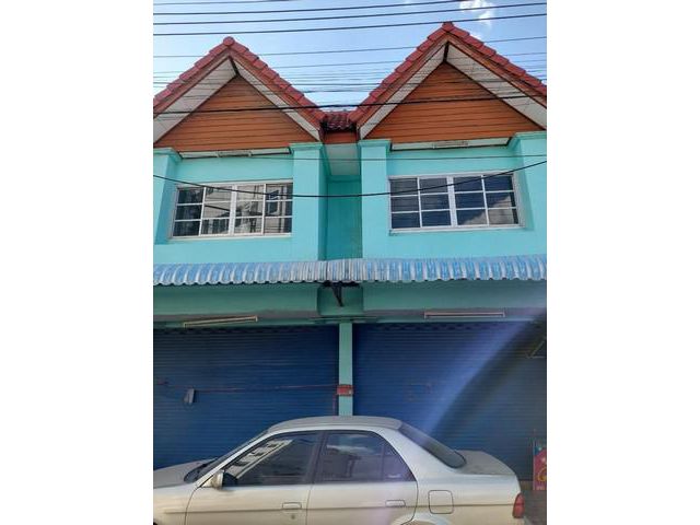 ขายด่วนมาก อาคารพาณิชย์ 2 คูหา  ศรีราชา 2.7 ล้าน