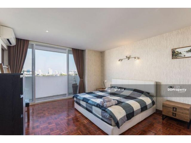 คอนโด Quiet Residence 133 ตร. ม.  คลองเตย, กรุงเทพ