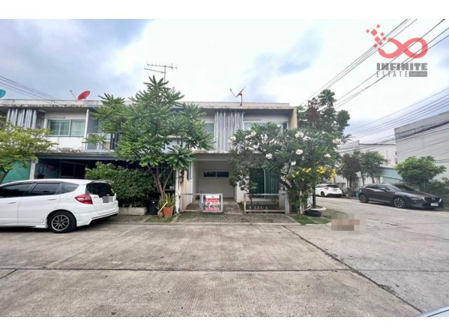 ขายทาวน์โฮมหลังมุม 2 ชั้น เดอะ แพลนท์ ซิตี้ ลาดพร้าว 71 ถนนนาคนิวาส48