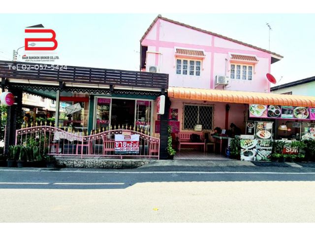 ทาวน์เฮาส์ 2 ชั้น โครงการ บัวทอง 2 เนื้อที่ 24 ตร.ว. ถนนกาญจนาภิเษก อำเภอบางใหญ่ จังหวัดนนทบุรี