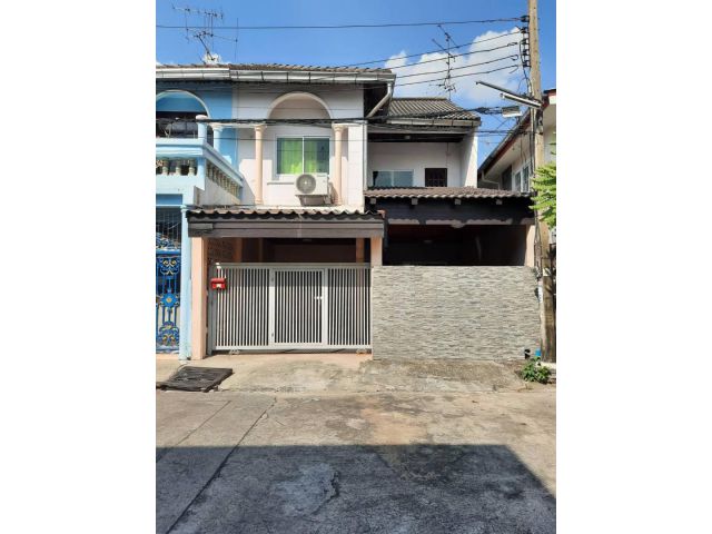 ให้เช่าทาวเฮาส์2ชั้น ย่านรัชดา สุทธิสาร ห้วยขวาง หมู่บ้านอยู่เจริญ779 ซอยรัชดา18 บ้านรีโนเวทใหม่ ตกแต่งพร้อมอยู่