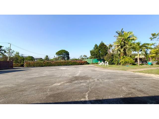 Wellness Senior Complex Pool Villa คลอง12 8หลัง