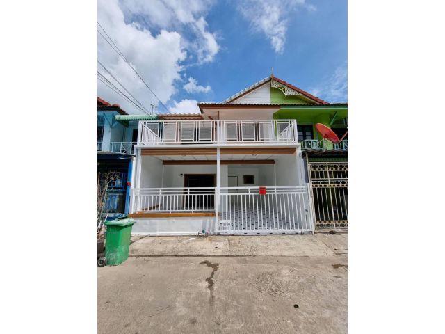 ขายทาวน์เฮ้าส์ 2 ชั้น #หมู่บ้านพฤกษา3 ซอย125 รีโนเวทใหม่ ต่อเติมเทอเรทหน้าบ้านโรงรถ,ห้องครัว พื้นปูแกรนิตโต้ทั้งหลัง