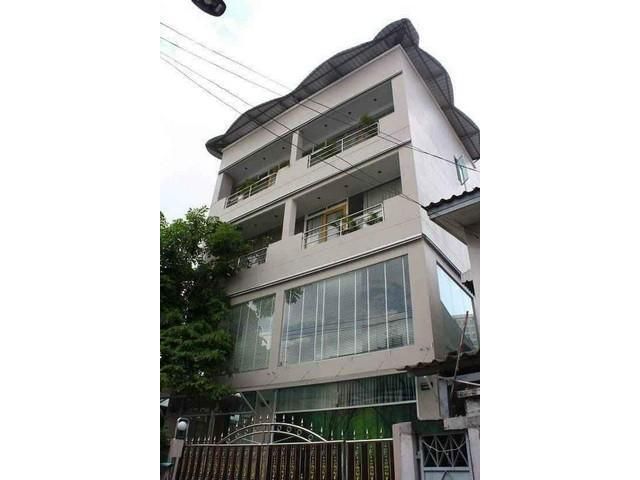 ขายบ้านเดี่ยว 4.5 ชั้น ย่านห้วยขวาง