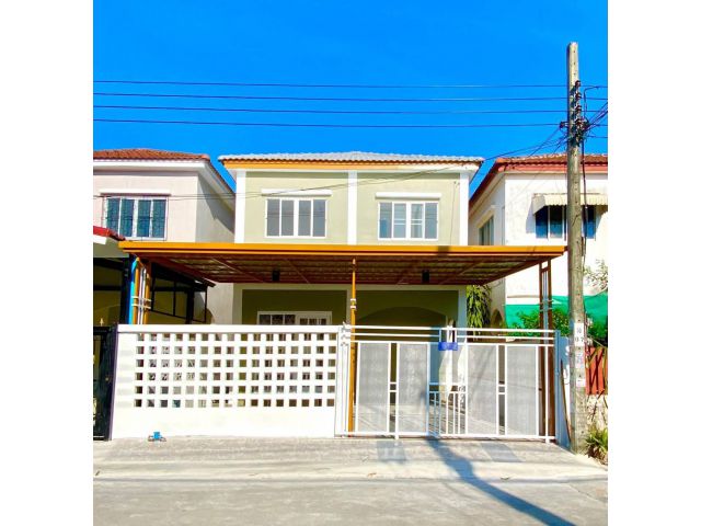 ขายบ้านเดี่ยว 2 ชั้น #หมู่บ้านอมรทรัพย์ หน้าบ้านกว้าง 5.5 เมตร ถนนเมน ค้าขายได้ รีโนเวทใหม่พร้อมอยู่กำแพงไม่ติดกัน
