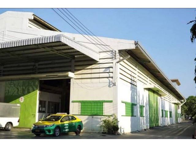 ให้เช่าโกดังพื้นที่ 750ตารางเมตร ถนนลาดกระบัง