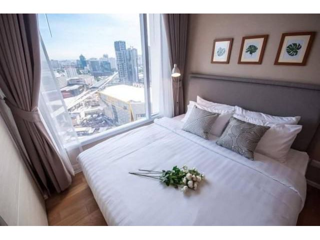 Condo The Saint Residences near MRT Phahon Yothin