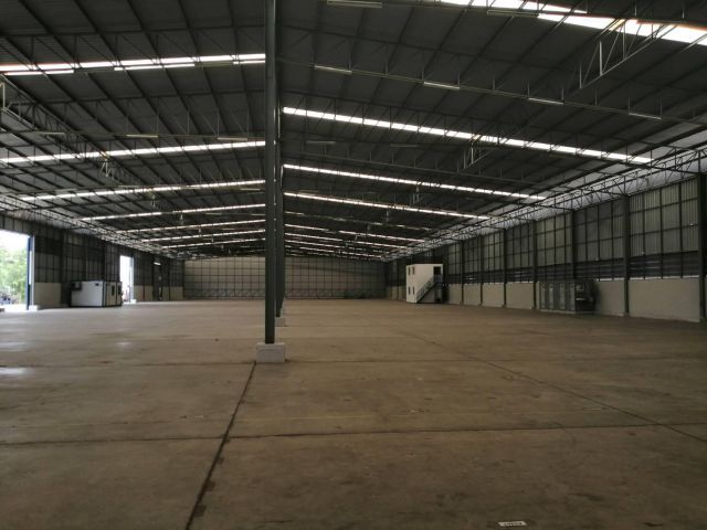 ให้เช่าโกดัง คลังสินค้า โรงงาน สร้างใหม่ ใกล้นิคมลาดกระบัง ใกล้สนามบินสุวรรณภูมิ ถนนพัฒนาชลบท 3 พื้นที่ขนาด  6,000 ตร.ม