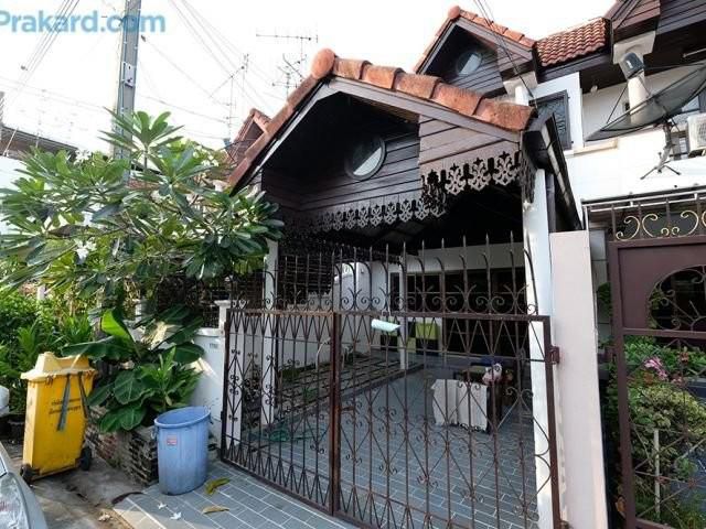 ให้เช่าบ้านทาวน์เฮ้าส์ 2 ชั้น หมู่บ้านชวนชม ลาดพร้าว 101 แยก 34 ตกเเต่งสวยพร้อมอยู่ เขตบางกะปิ