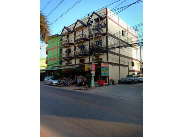 ขายด่วน อาคารพาณิชย์ 3 คูหา 3 ชั้นครึ่ง ทำเป็นห้องเช่า ใกล้ตลาดแคลายพลาซ่า จังหวัดสมุทรสาคร