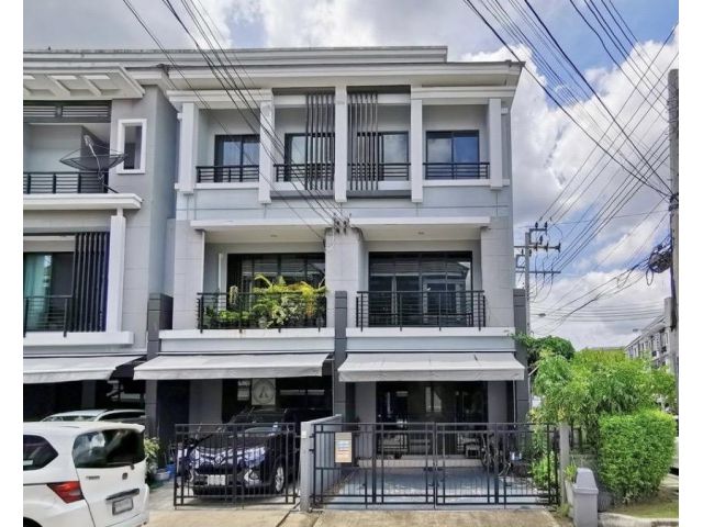 BS359 ขายทาวน์โฮม 3ชั้น บ้านกลางเมืองสุขสวัสดิ์