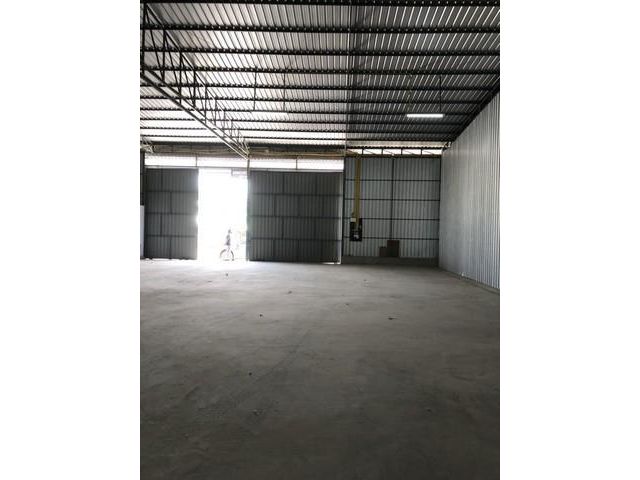 ให้เช่าโกดังพร้อมออฟฟิศ 600 ตรม. ลาดพร้าว 101