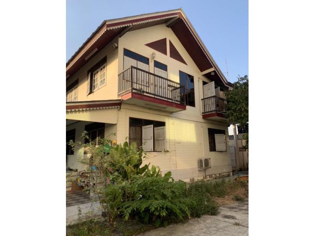 ขายบ้านเดี่ยว 4 หลัง ใกล้สนามบินสุวรรณภูมิ