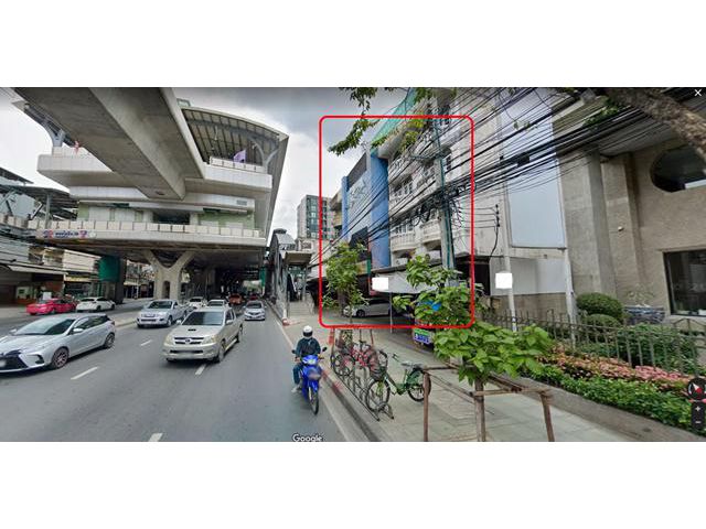 อ.พาณิชย์ 4ชั้น 3คูหา สะพานใหม่ พหล59 28ตรว