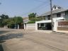 ขายบ้านเดี่ยวสวย 2 ชั้นในหมู่บ้านชวนชื่นฟลอร่าวิลล์ กอล์ฟคลับ บางคูวัด