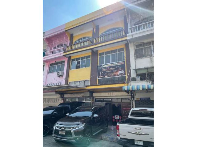 ให้เช่าอาคารพาณิชย์ 3 ชั้น หมู่บ้านอรุณธร สายไหม 45 ใกล้ๆ ตลาดออเงิน  สวยมาก พร้อมอยู่ เหมาะออฟฟิศ