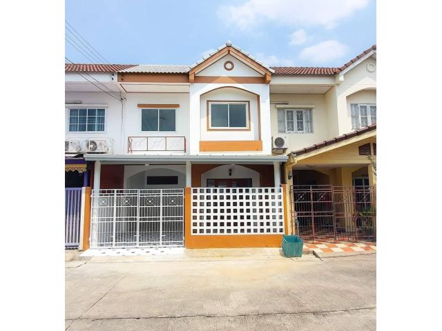 ขายทาวน์เฮ้าส์ 2 ชั้น #หมู่บ้านบัวทองธานีพาร์ค ตกแต่งสวยพร้อมเข้าอยู่ ทำเลดีราคาถูก อยู่ติดถนนกาญจนาภิเษก สะดวกมีท่ารถตู